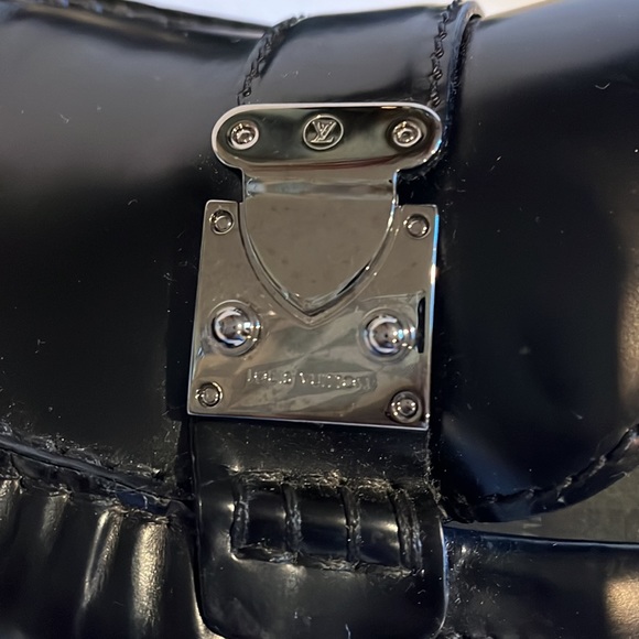 LOUIS VUITTON MENS EMBOSSED LOGO SLIP ON LOAFERS GENUINE LEATHER BLACK 10.5 Wide - Picture 9 of 10